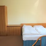 Alsterquelle 24h Check-in, Free Parking And Wifi فندق هينشتيد-أولزبورغ