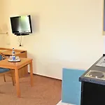 Alsterquelle 24h Check-in, Free Parking And Wifi