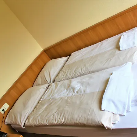 Alsterquelle 24h Check-in, Free Parking And Wifi Henstedt-Ulzburg