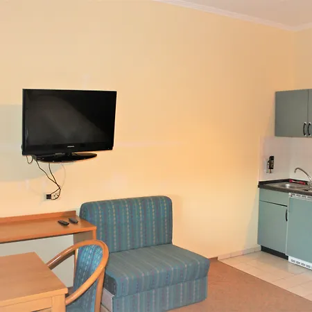 Hotel Alsterquelle 24h Check-in, Free Parking And Wifi Henstedt-Ulzburg