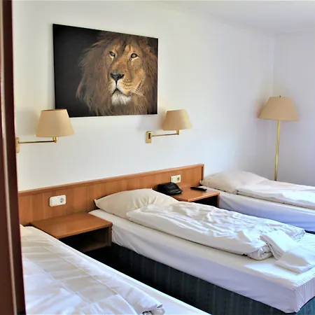 Hotel Alsterquelle 24h Check-in, Free Parking And Wifi Henstedt-Ulzburg