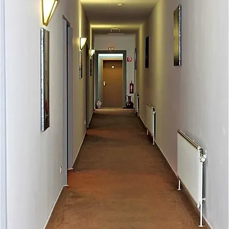 Alsterquelle 24h Check-in, Free Parking And Wifi Hotel Henstedt-Ulzburg