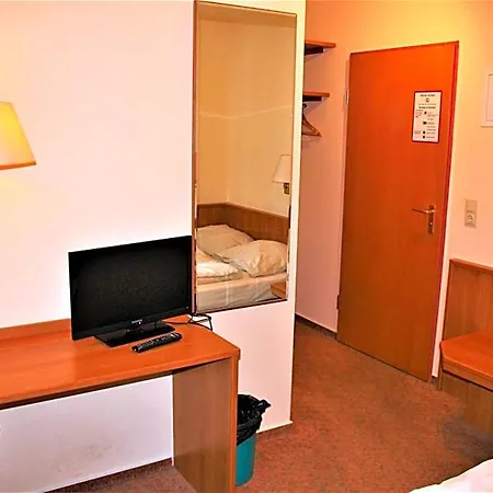 Alsterquelle 24h Check-in, Free Parking And Wifi Henstedt-Ulzburg