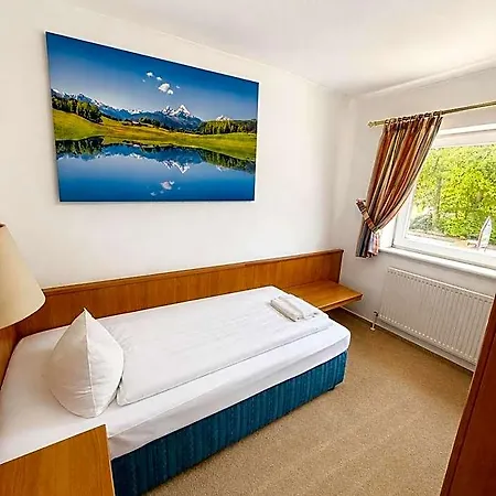 Alsterquelle 24h Check-in, Free Parking And Wifi 3* Хенштедт-Ульцбург