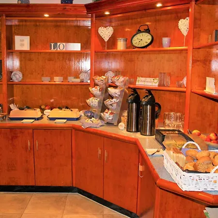 Hotel Alsterquelle 3*