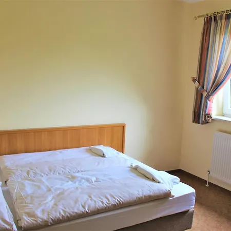 Hotel Alsterquelle 3*