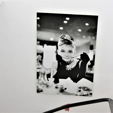 Alsterquelle 24h Check-in, Free Parking And Wifi Hotel 3*